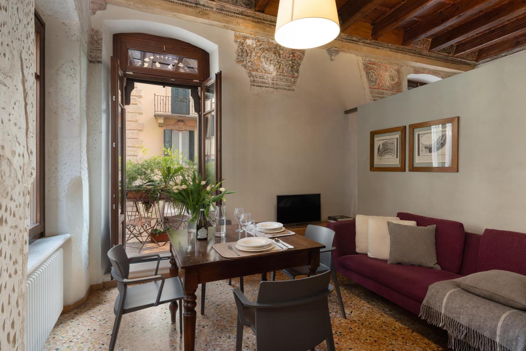 Residenza Roccamaggiore Verona Exterior photo
