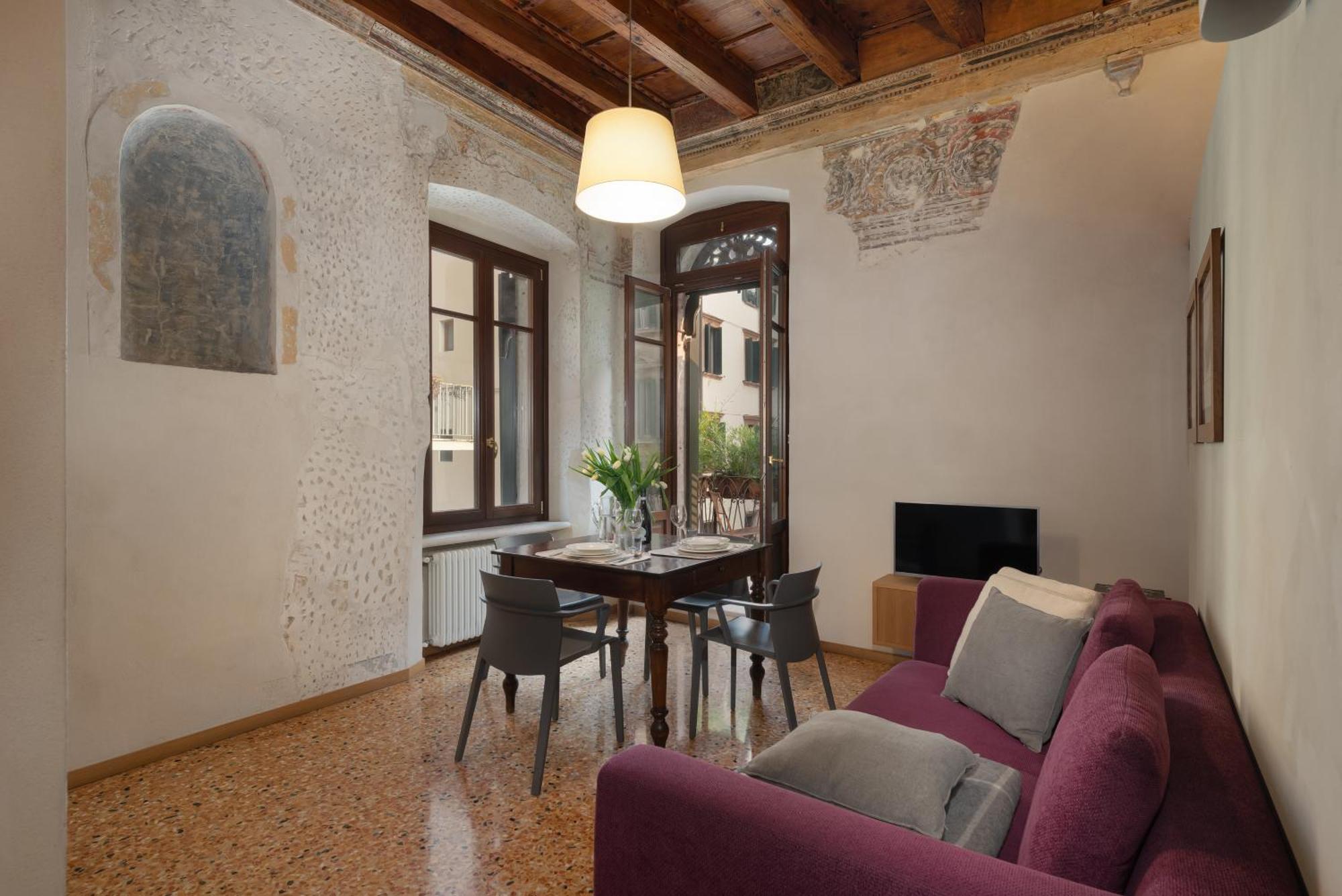 Residenza Roccamaggiore Verona Exterior photo
