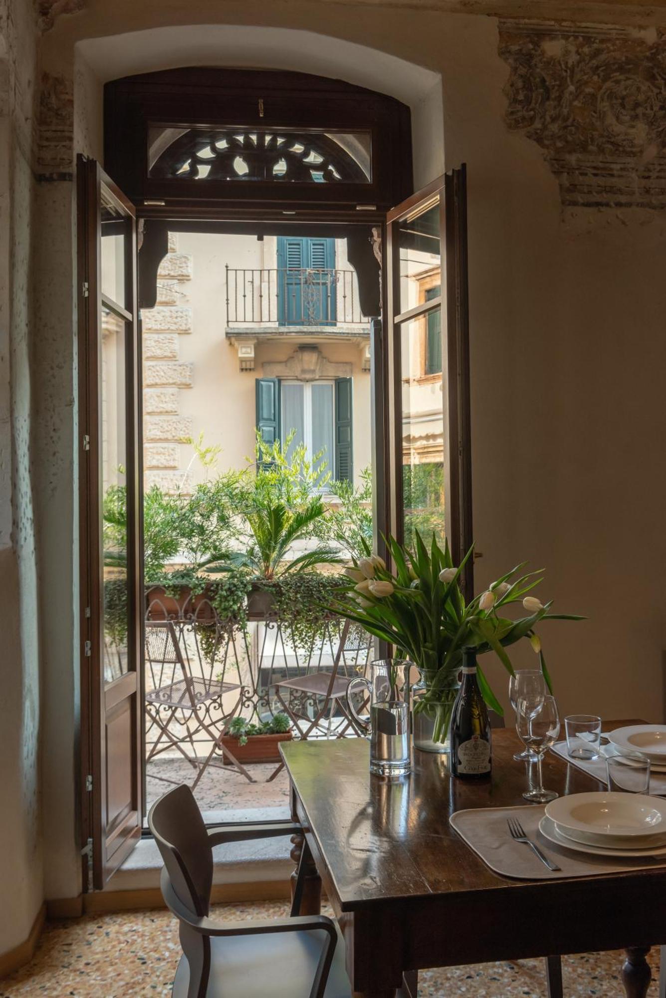 Residenza Roccamaggiore Verona Exterior photo
