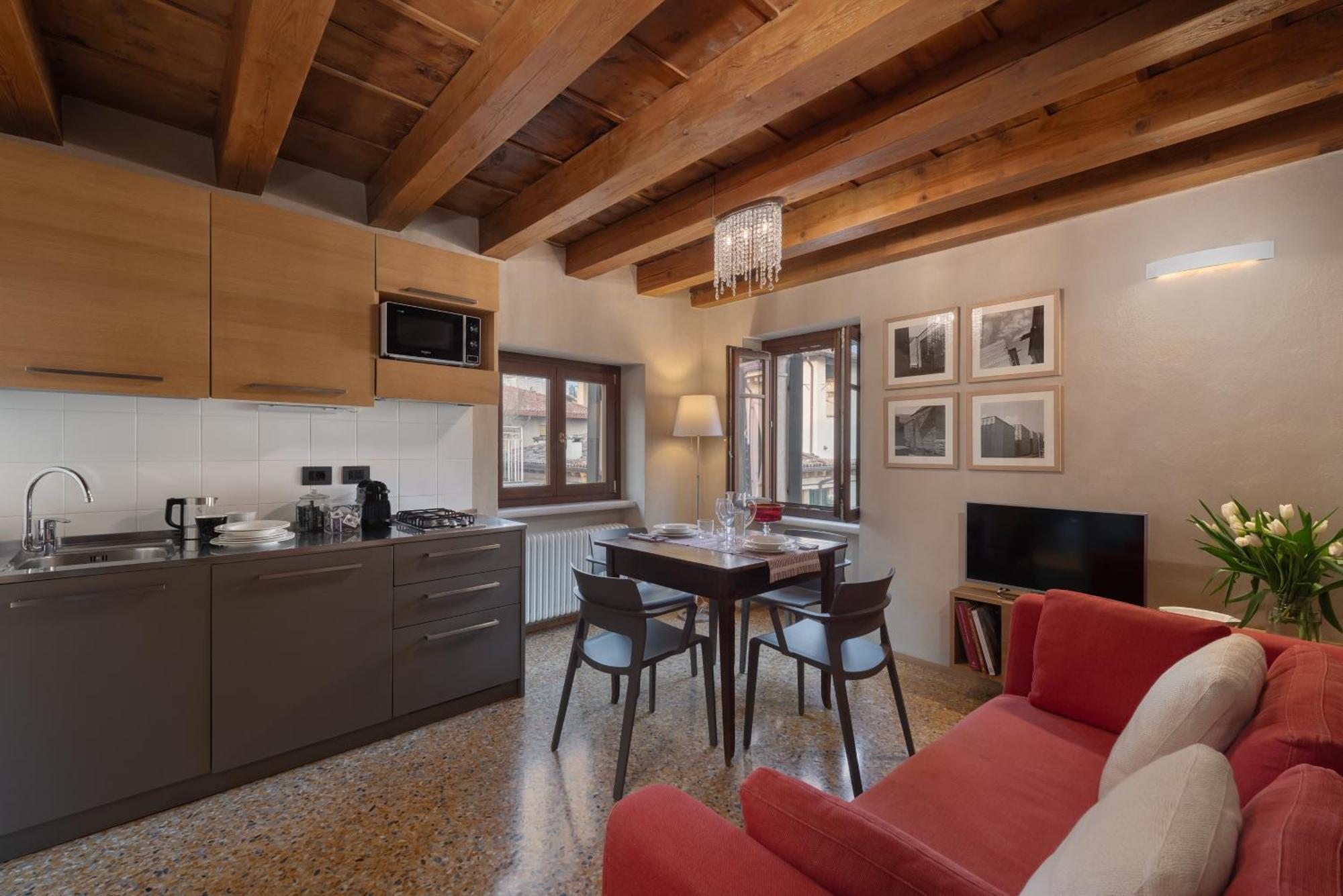 Residenza Roccamaggiore Verona Exterior photo