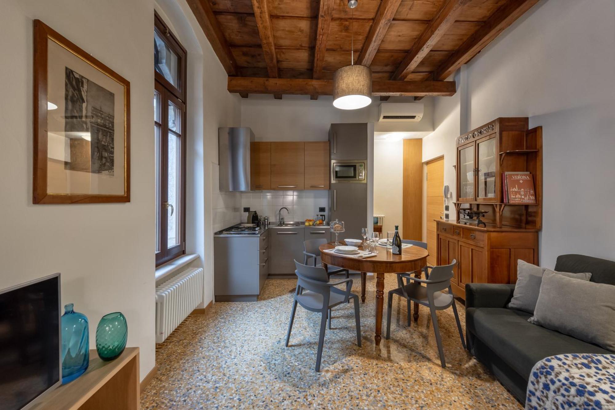 Residenza Roccamaggiore Verona Exterior photo